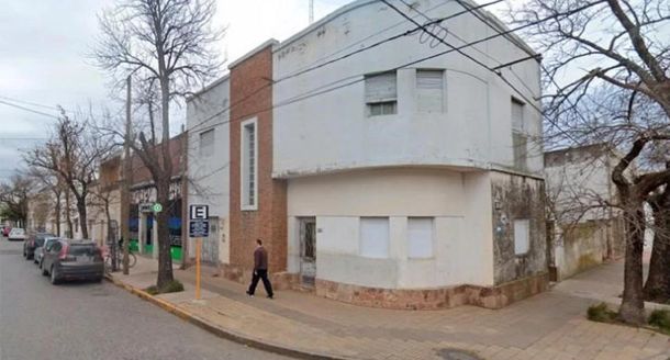 Córdoba: jubilado mató a tiros a ladrón que intentó robarle una cortadora de césped