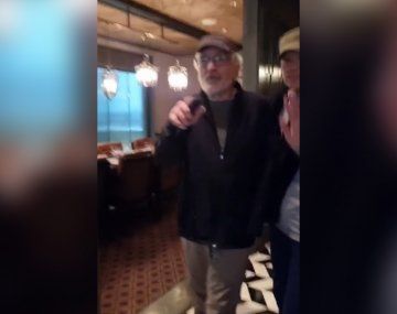 Así Robert De Niro le negó la foto a una fan en Argentina