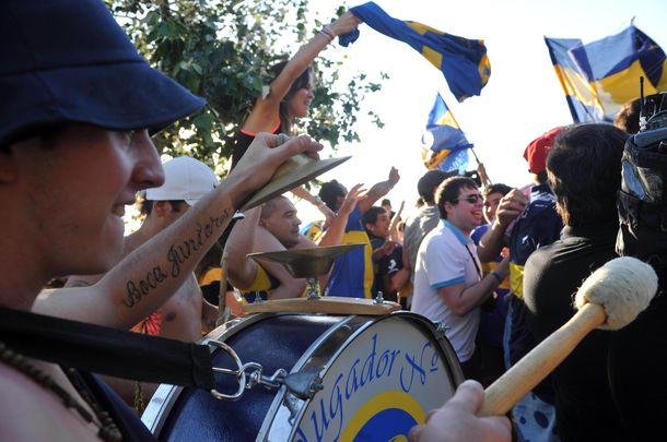 Otra encuesta confirma que Boca tiene más hinchas que River