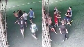 escandalo en rafaela: un futbol entre amigos termino en una violenta pelea escandalo en rafaela: un futbol entre amigos termino en una violenta pelea