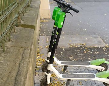 ¿Qué requisitos se deben cumplir para poder circular con monopatines eléctricos?