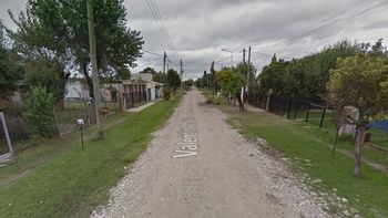 Una mujer y su hija fueron halladas asesinadas en una casa. Una mujer y su hija fueron halladas asesinadas en una casa.