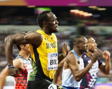 Usain Bolt empieza a despedirse en el Mundial de Atletismo