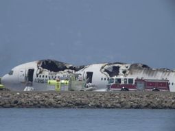 un avion se estrello en ee uu: hay 2 muertos y 61 heridos un avion se estrello en ee uu: hay 2 muertos y 61 heridos