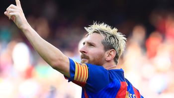 con dos goles de messi, el barcelona aplasto al betis en el debut de la liga con dos goles de messi, el barcelona aplasto al betis en el debut de la liga