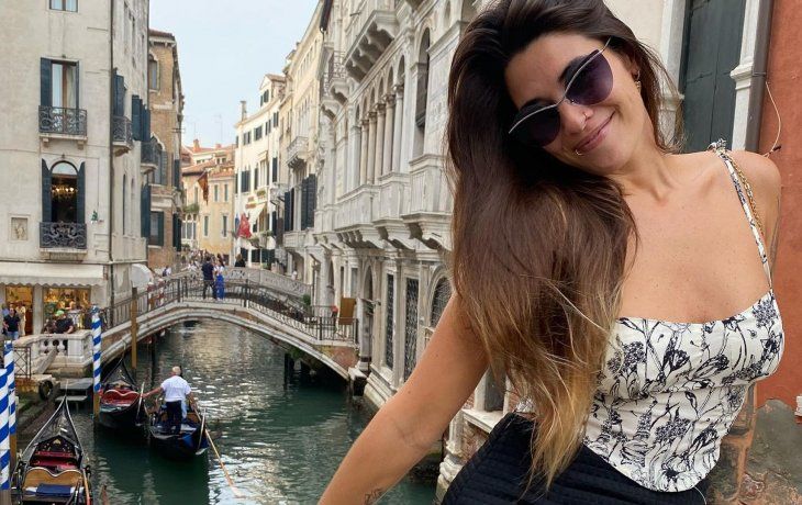Ivana Nadal disfruta de los últimos días del verano con una microbikini taparrabos XXS
