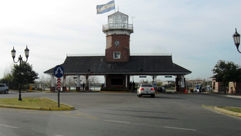 la provincia aclara que no sera obligatoria la cesion de tierras la provincia aclara que no sera obligatoria la cesion de tierras