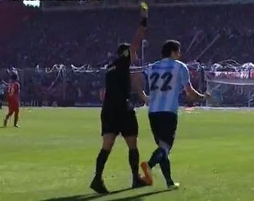 Los festejos y  terminaron en amonestaciones en el clásico de Avellaneda