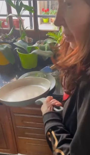 El video de Cristina Kirchner cocinando en su casa de San José 1111
