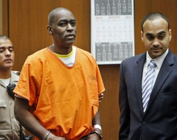 Dan 40 años de cárcel a un actor de Hollywood por matar a su esposa