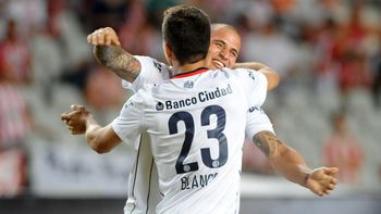 san lorenzo le gano a estudiantes y lo bajo de la punta del campeonato san lorenzo le gano a estudiantes y lo bajo de la punta del campeonato