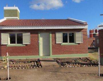 Ministerio de Planificación y Cáritas finalizaron 100 viviendas en Villa Dolores