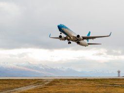 Fin de semana largo: 600.000 personas se trasladaron por avión, ómnibus y tren