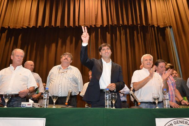 Contundente apoyo de los sindicatos a Bossio para la gobernación