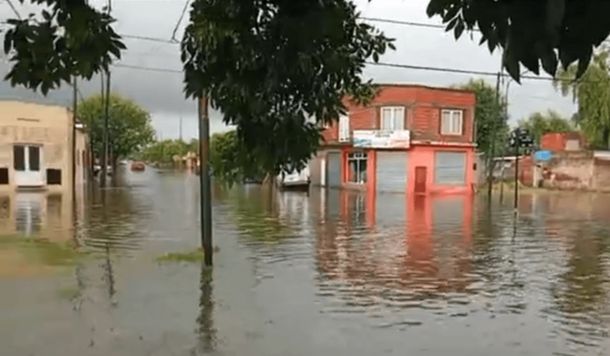 Fuerte temporal en Dolores: daños, anegamientos y evacuados