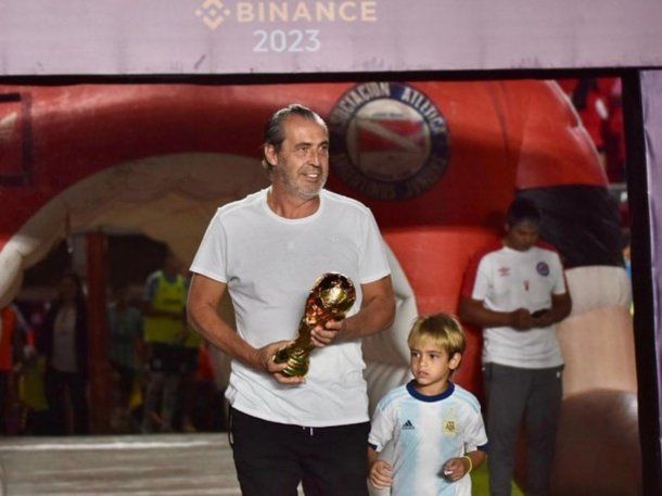 El nuevo desafío profesional del Checho Batista: trabajará junto a su hermano