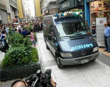 Allanaron cuevas que estarían vinculadas a barras de Boca