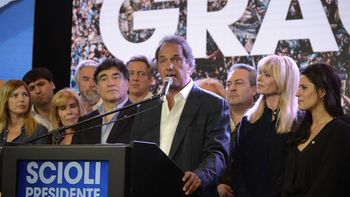 scioli, sobre los futuros ministros de macri: andando se ven los pingos scioli, sobre los futuros ministros de macri: andando se ven los pingos
