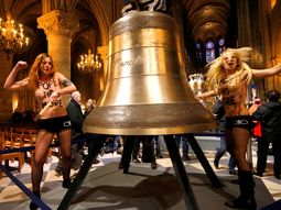 El video de feministas en topless contra el Papa