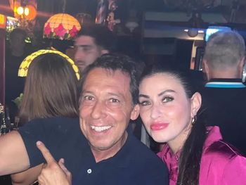 Solo pido más: la novia del padre de Agostina Páez confirmó su separación tras el escándalo racista