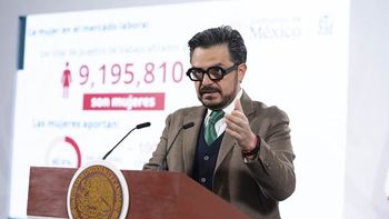 Zoé Robledo, titular del IMSS, en la Mañanera de este martes. Zoé Robledo, titular del IMSS, en la Mañanera de este martes.