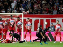 Con Di María y Otamendi, Benfica ganó en su debut en la Champions League