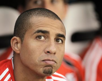 ¿Una bandera en contra de Trezeguet en el Monumental?
