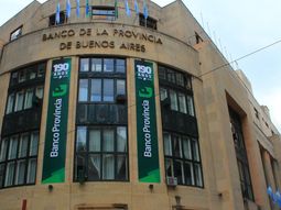 Bancarios harán dos paros de 48 horas contra la reforma que impulsa Vidal