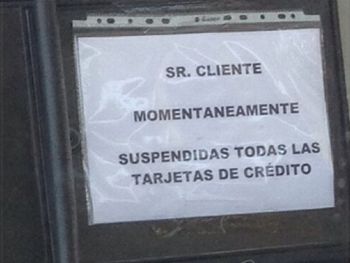Estaciones de servicio independientes sólo venden con débito y efectivo