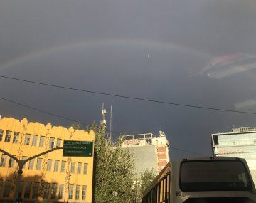 Lluvias y sol: las redes estallan con el arcoiris en la Ciudad y el Conurbano