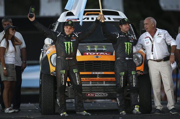 Patronelli y Terranova dieron pelea en la primera ronda del Rally Dakar