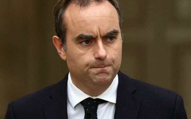 Sébastien Lecornu se sucedió a sí mismo como primer ministro de Francia.
