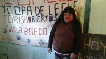 Mari, la mujer que devolvió los 550 dólares que encontró en un pantalón. Mari, la mujer que devolvió los 550 dólares que encontró en un pantalón.