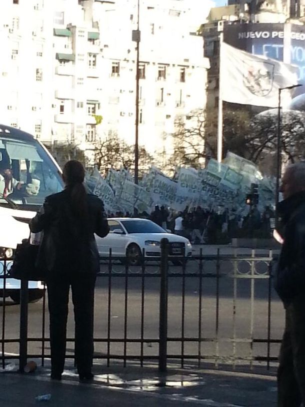 Camioneros realizaron una marcha y colapsó el centro
