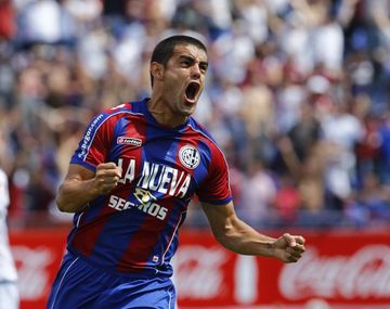 El uruguayo Aguiar fue separado del plantel de San Lorenzo