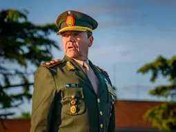 el ministro de defensa, en el dia del veterano de malvinas: cada dia falta menos para volver el ministro de defensa, en el dia del veterano de malvinas: cada dia falta menos para volver