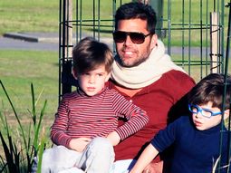 Ricky Martin, junto a sus hijos Matteo y Valentino Ricky Martin, junto a sus hijos Matteo y Valentino