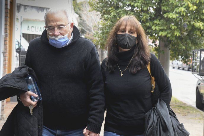 No estuvo agresivo conmigo ni con nadie: no lo vi con un cuchillo, aseguró la madre de Chano Charpentier