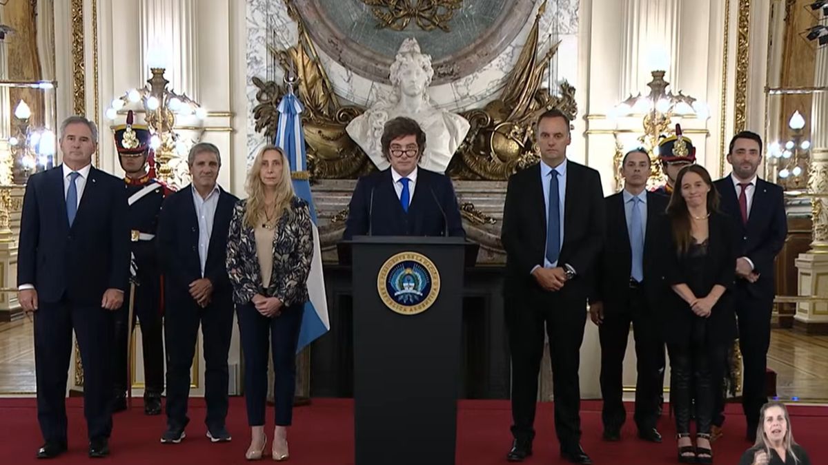 Cadena nacional de Javier Milei EN VIVO: mensaje por el fallo YPF, minuto a minuto