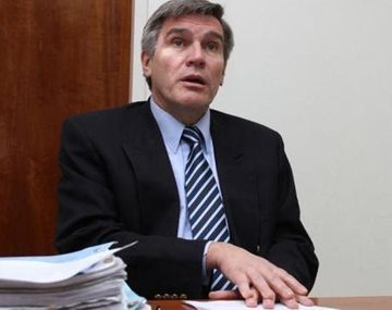 Se entregó ex ministro de Agricultura acusado de millonaria estafa