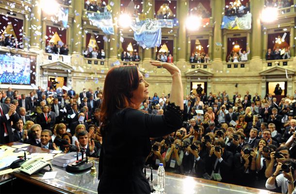 Cristina lanzó un paquete de leyes para democratizar la Justicia