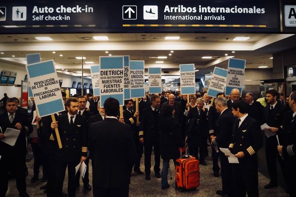 Paro de pilotos en Ezeiza y Aeroparque: convocan a gremios aeronaúticos para evitar la medida