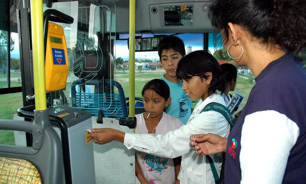 Diputados debatirán el boleto estudiantil gratuito