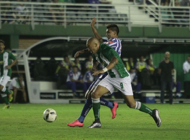 Godoy Cruz venció a Banfield en un final electrizante por la zona 1