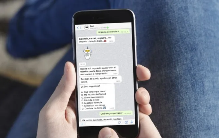La manera de averiguar la situación de las multas a través de WhatsApp.