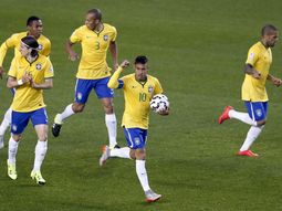 con un neymar en estado de gracia, brasil le gano a peru con un neymar en estado de gracia, brasil le gano a peru