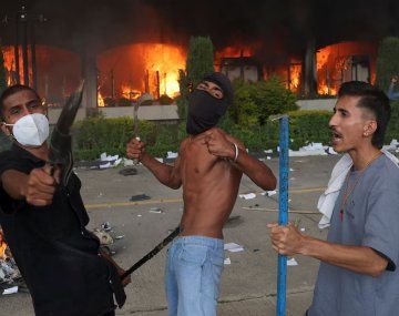Renunció el primer ministro de Nepal tras violentas protestas por prohibir redes