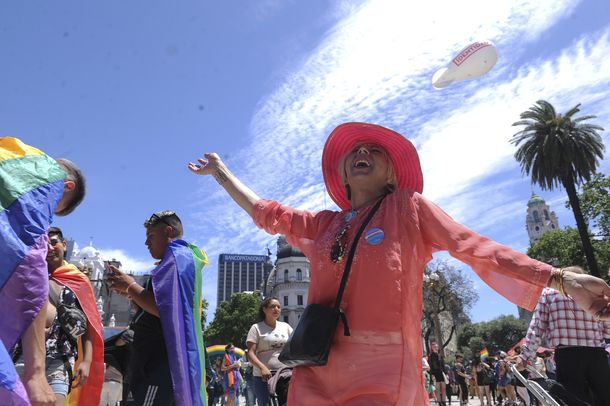 Alberto Fernández: La bandera LGBTIQ+ flamea en todo el país con grandes motivos de celebración