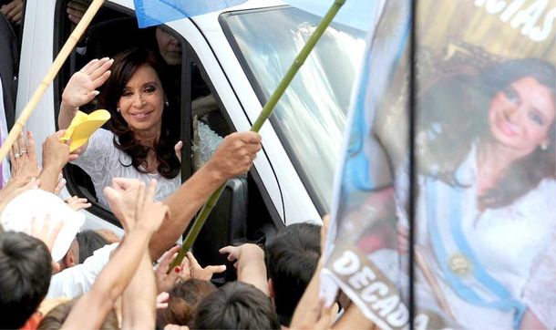 CFK sigue con más del 50 por ciento de imagen positiva