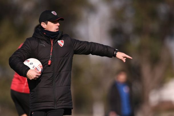 Independiente no tiene paz: renunció el entrenador interino Claudio Graf